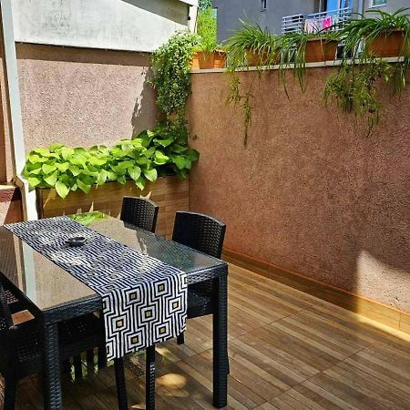 סקופיה Madesa Apartment מראה חיצוני תמונה